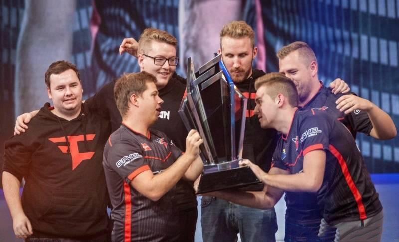 TGA电竞类奖项结果：Faker年度最佳选手，T1最佳战队