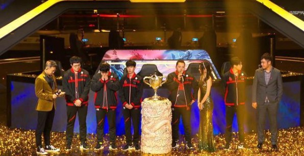 s1mple 转会 FaZe Clan 可能不会发生