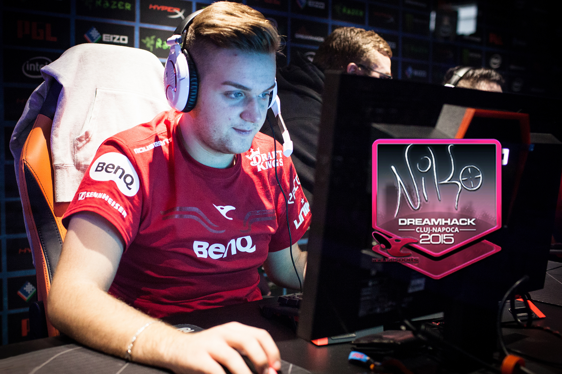 LNG中单Doinb公布自己当爸爸的消息